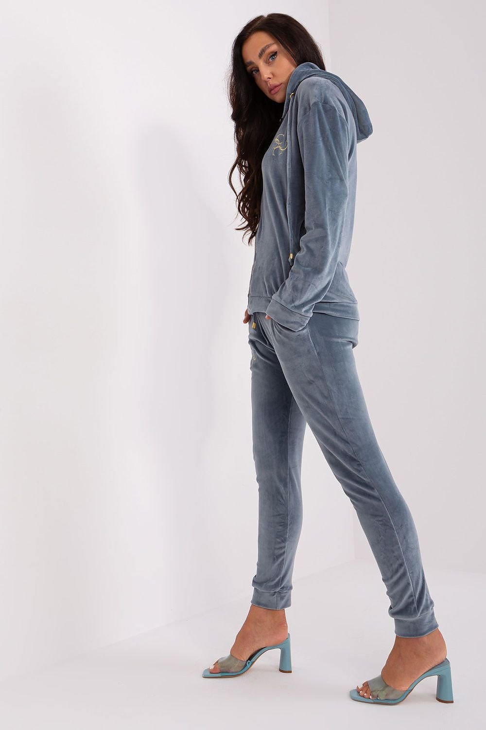 SWEATSUIT 191257