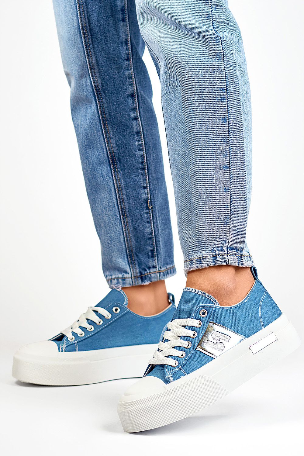 Sneakers model 197980