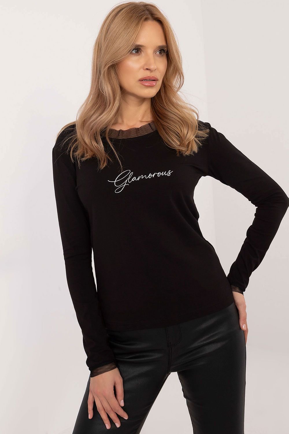 Blouse model 203692