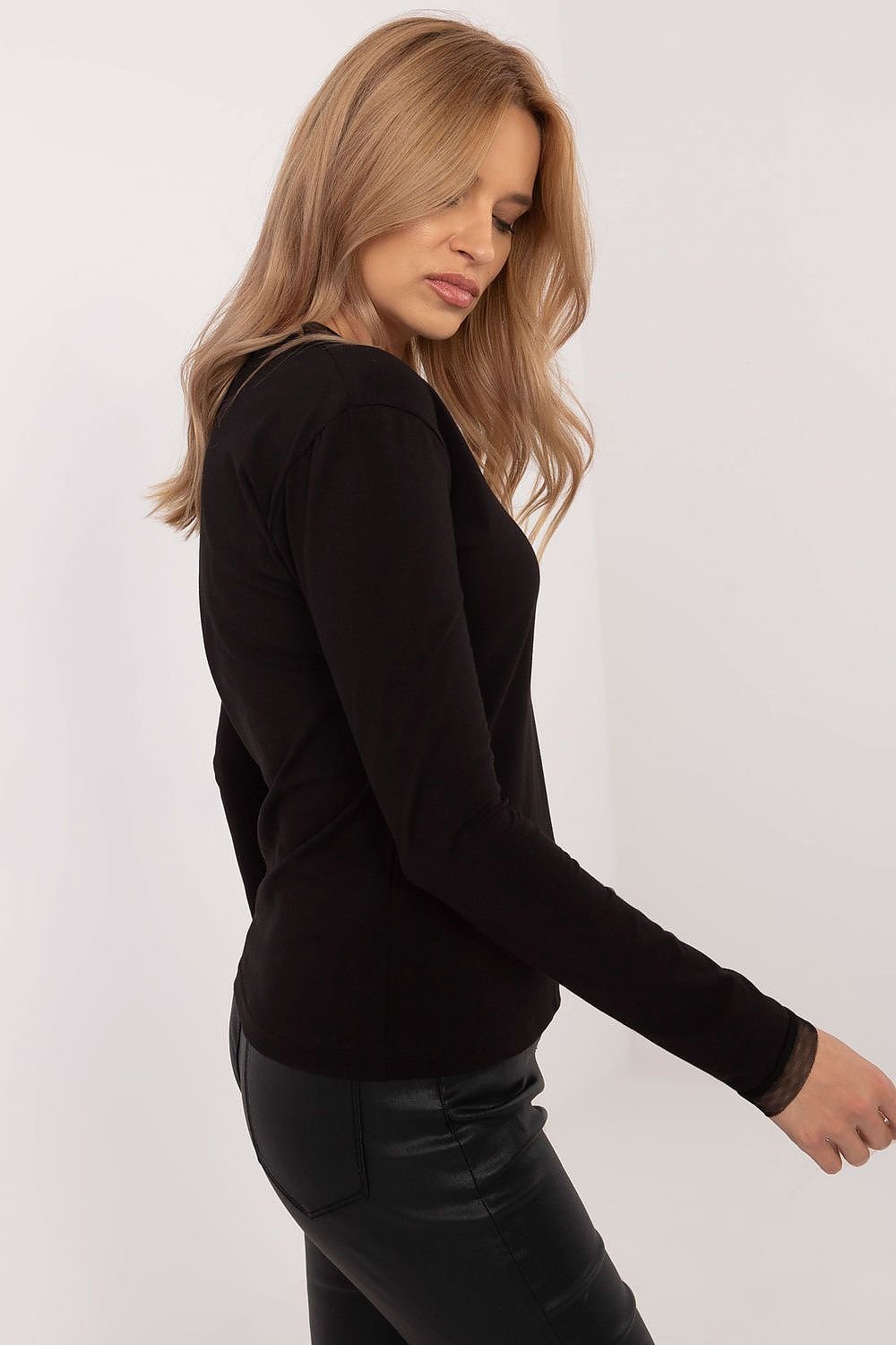 Blouse model 203692