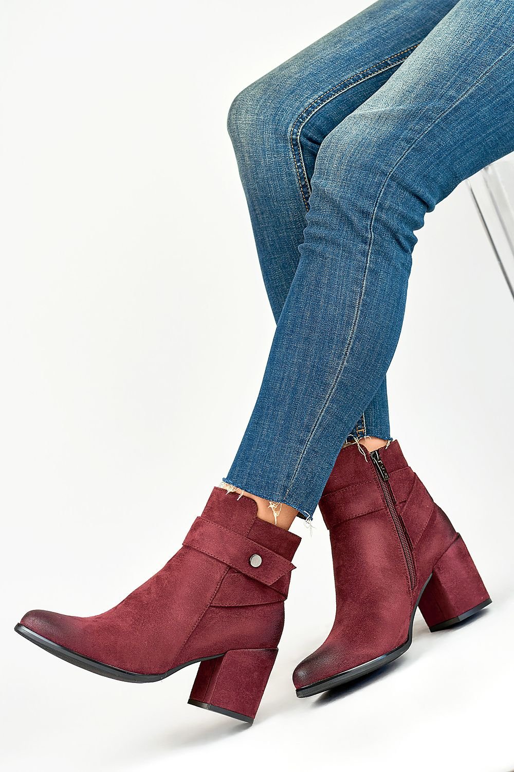 Heel boots model 184853