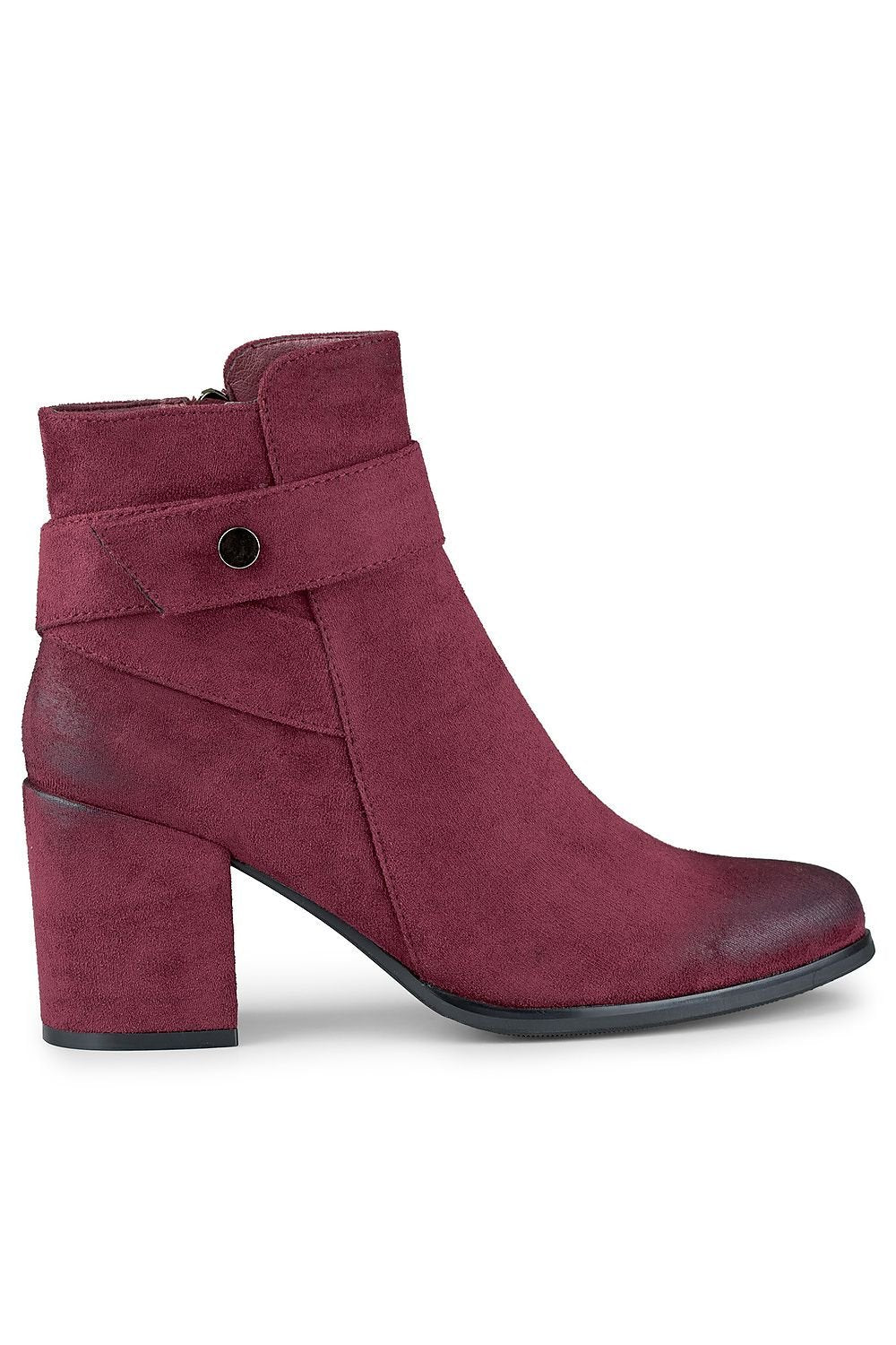 Heel boots model 184853