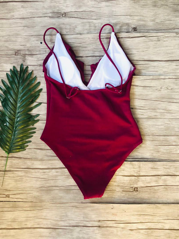 New solid color one-piece ruffled sexy shoulder swimsuit