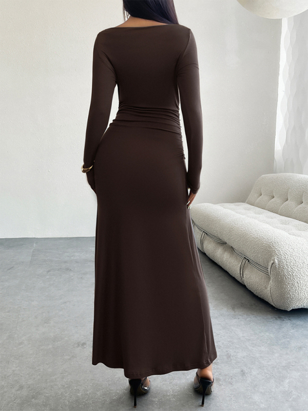 Solid color hip-tight dress