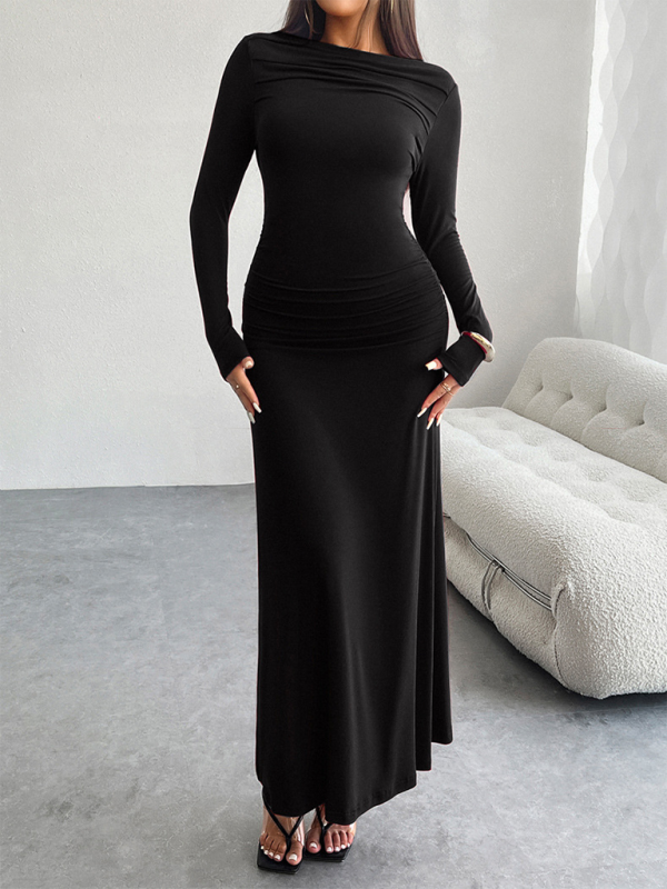 Solid color hip-tight dress
