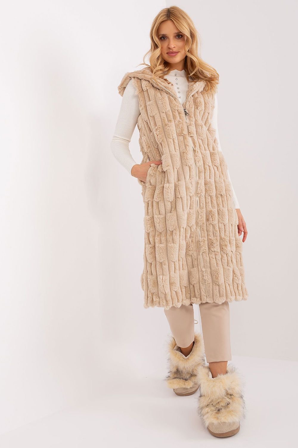 Gilet model 200522 AT