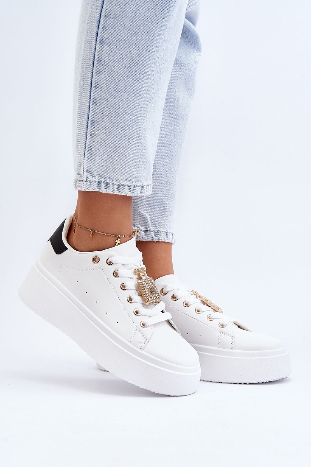 Sport Shoes model 193516