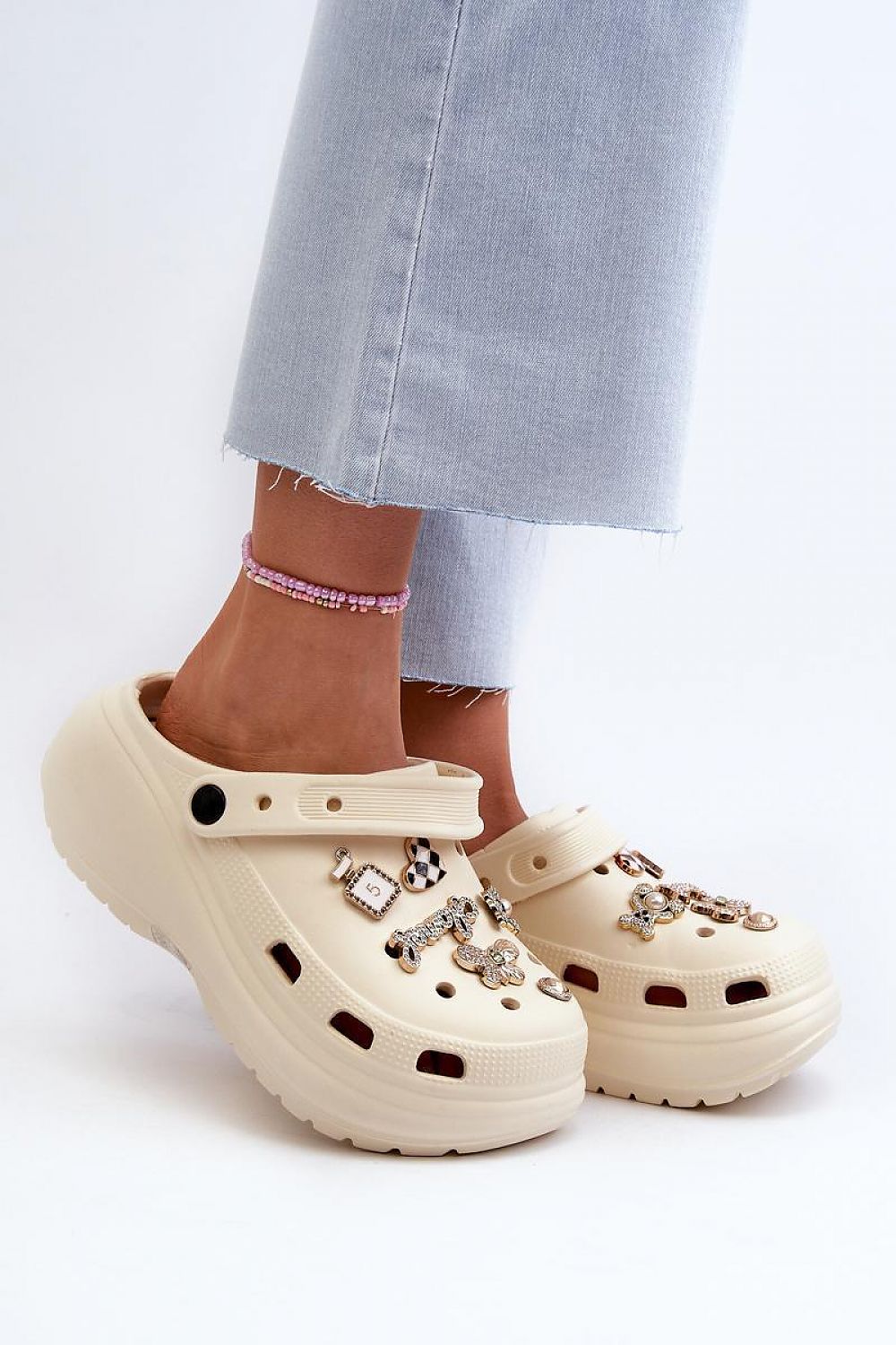 Flip-flops model 196225 Step in style