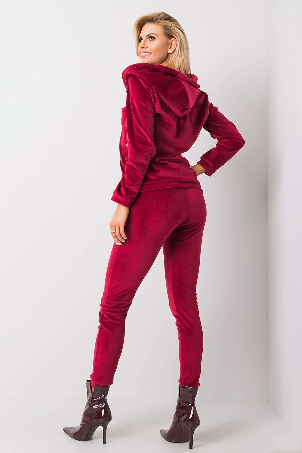 SWEATSUIT 191257