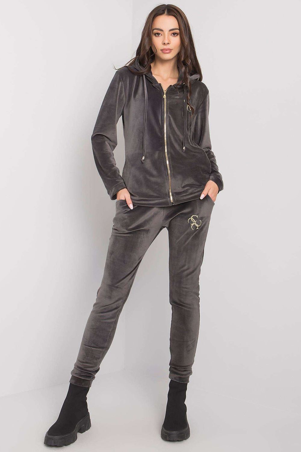 SWEATSUIT 191257