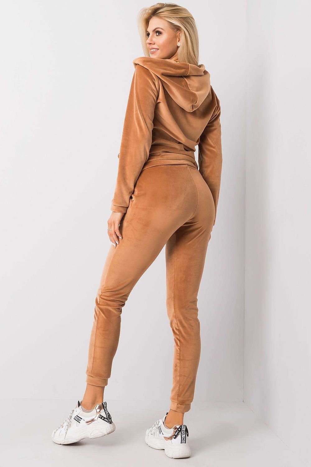 SWEATSUIT 191257