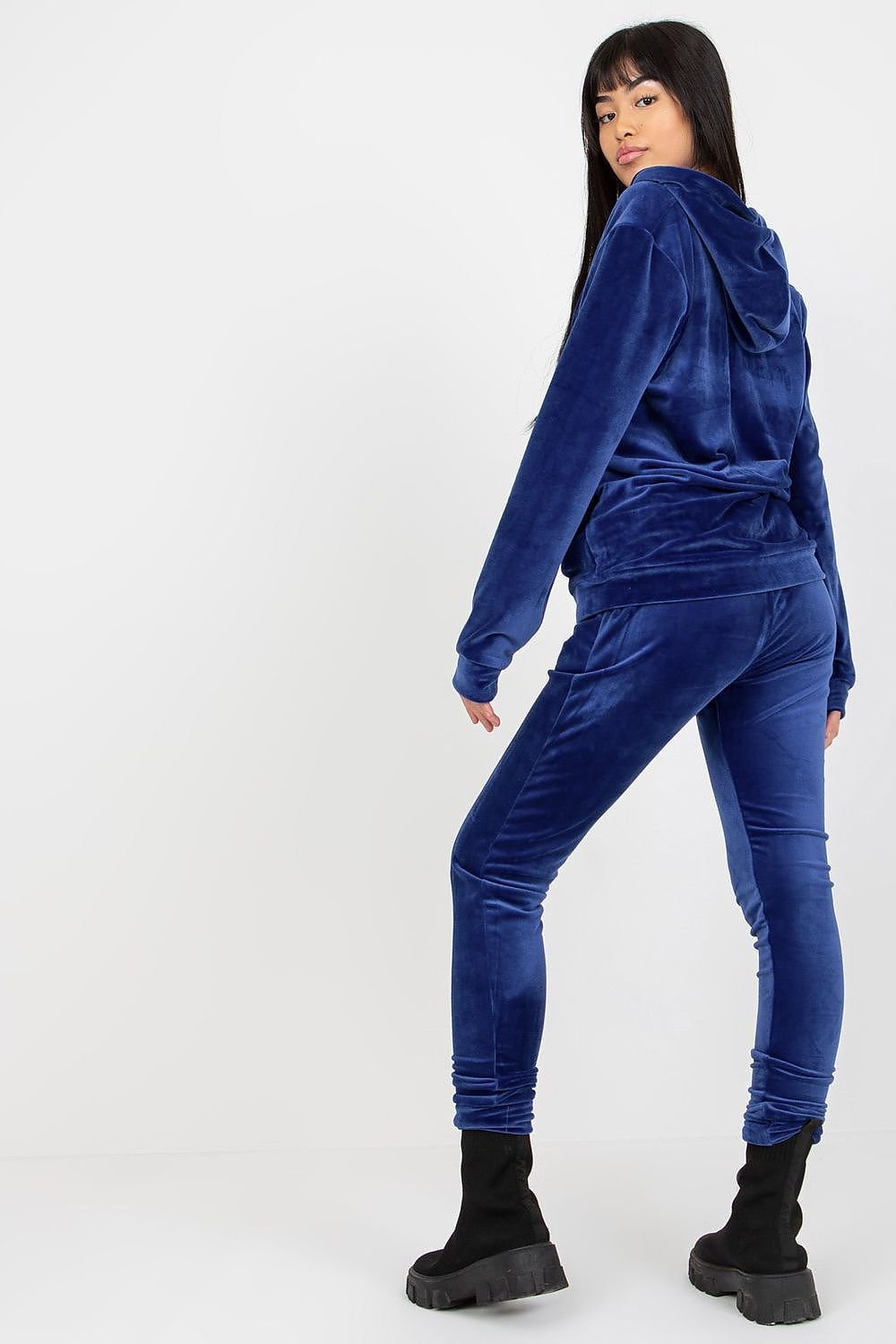 SWEATSUIT 191257