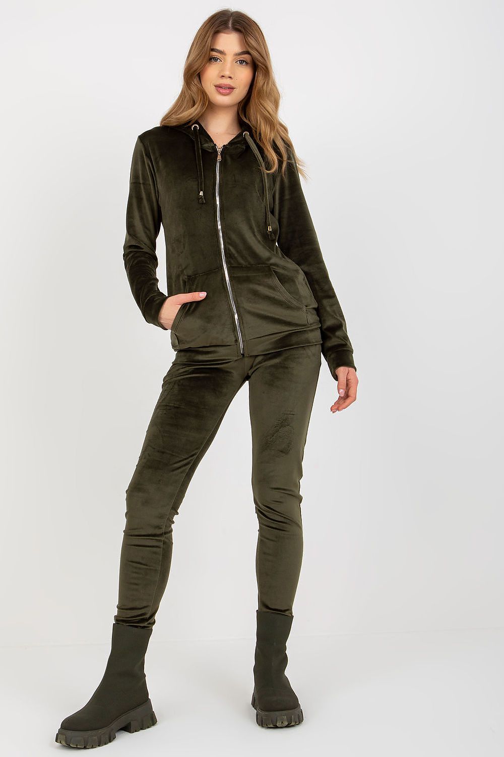 Sweat Suit Outfit 191133
