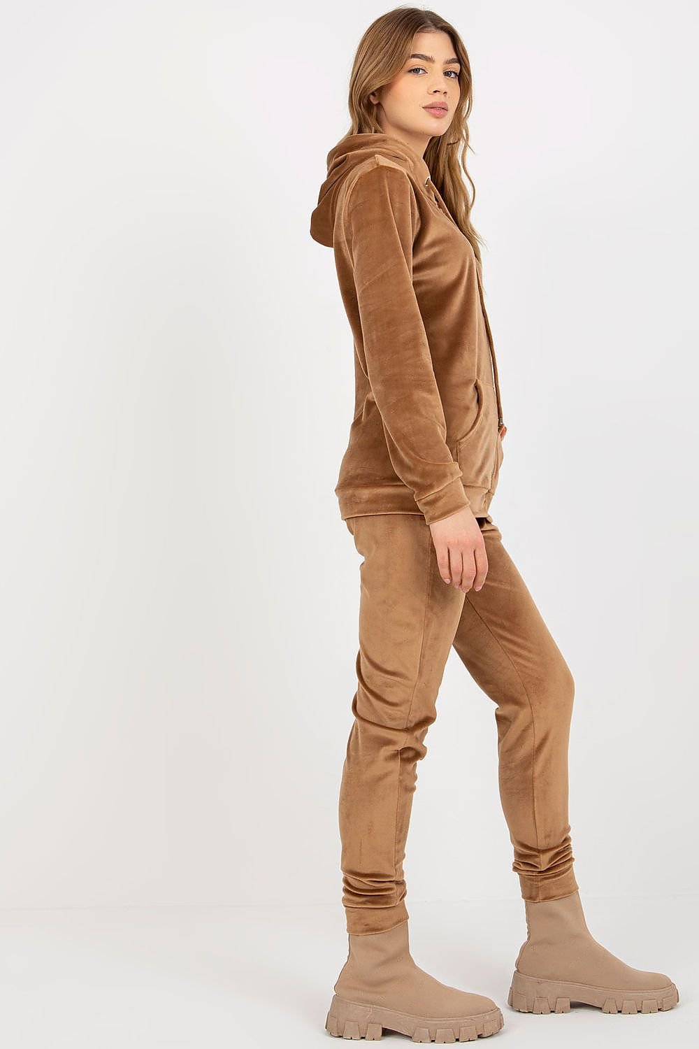 Sweat Suit Outfit 191133