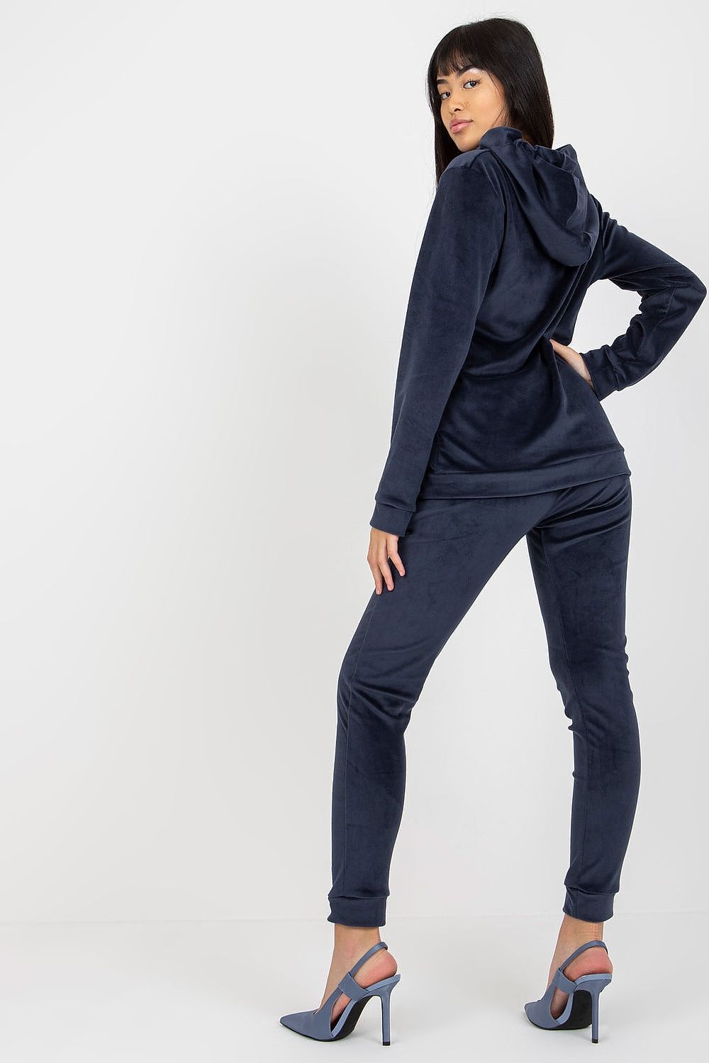 Sweat Suit Outfit 191133